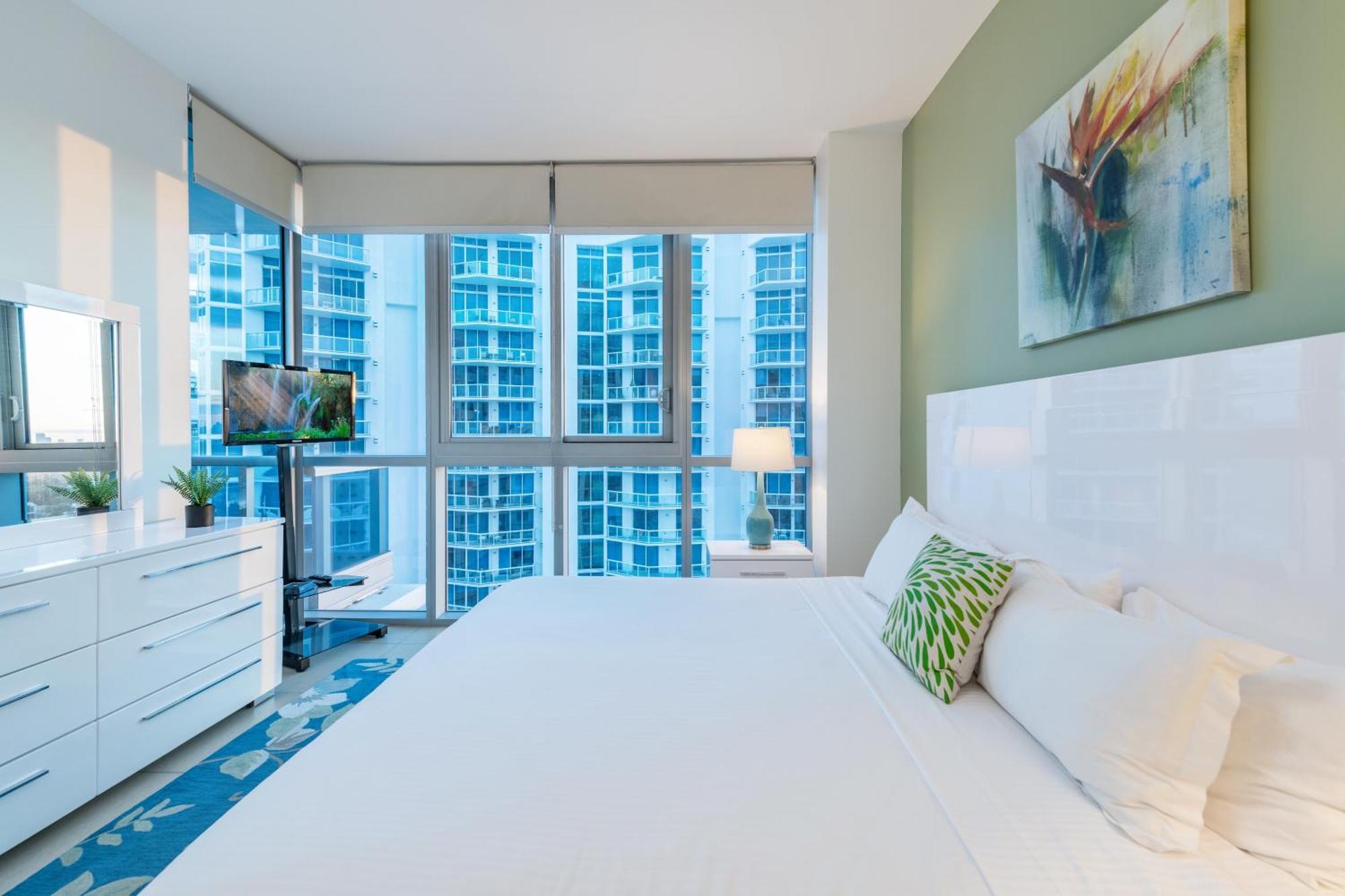 Global Luxury Suites At Monte Carlo Miami Beach Ruang foto