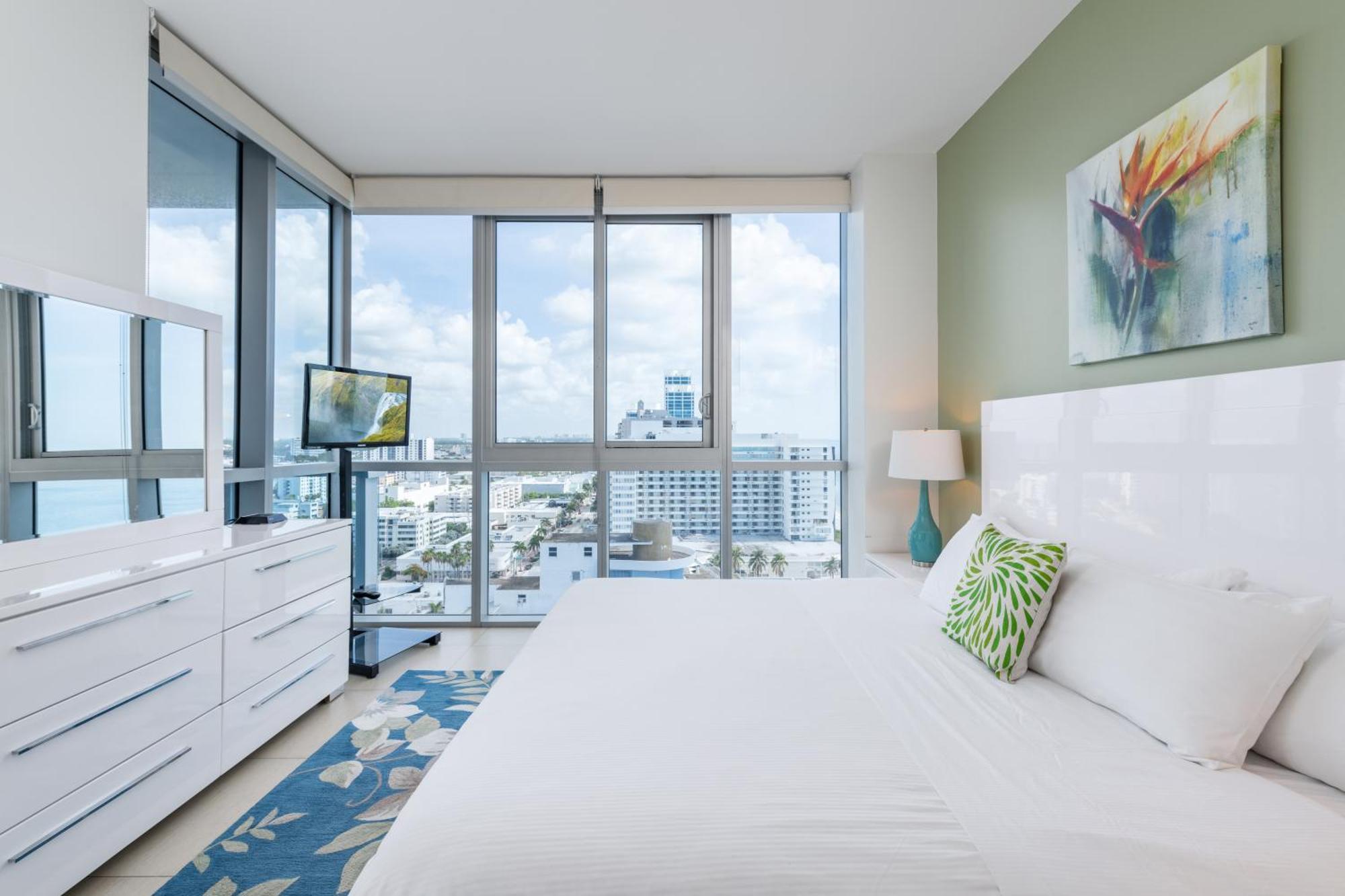 Global Luxury Suites At Monte Carlo Miami Beach Ruang foto