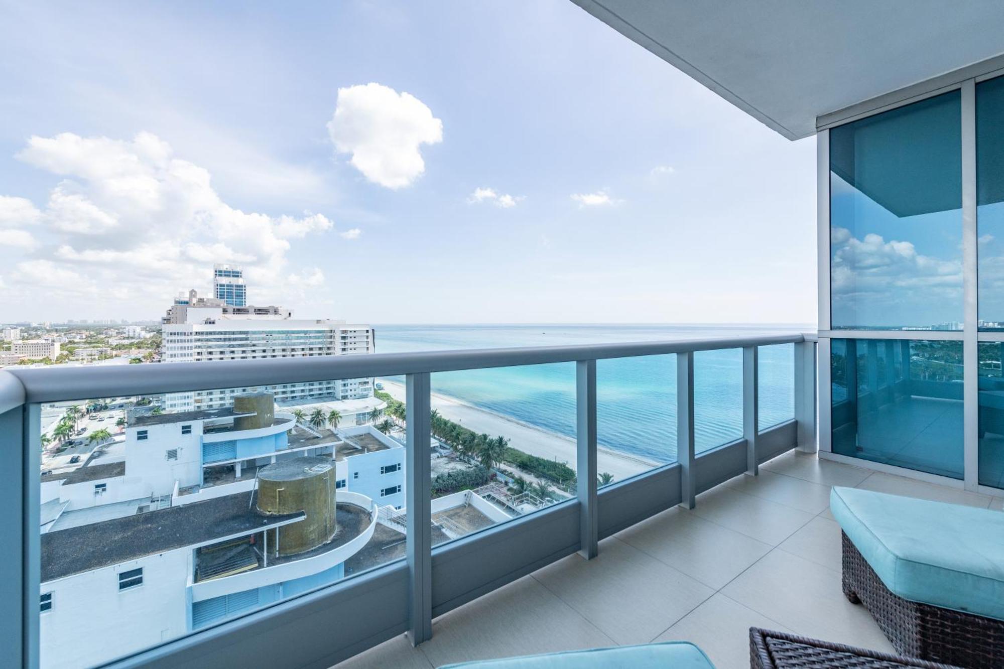Global Luxury Suites At Monte Carlo Miami Beach Ruang foto